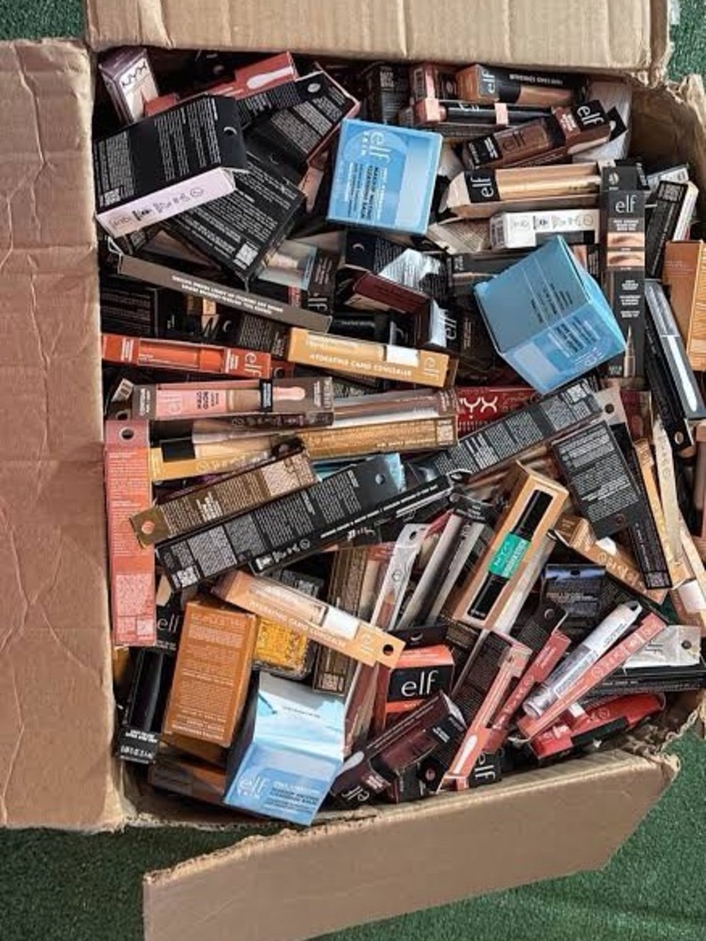 *Mystery box makeup assortment bundle lot wholesale bulk